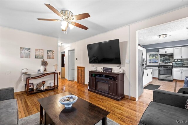 37 Waterbury Dr, Clay, NY 13212 - photo 5