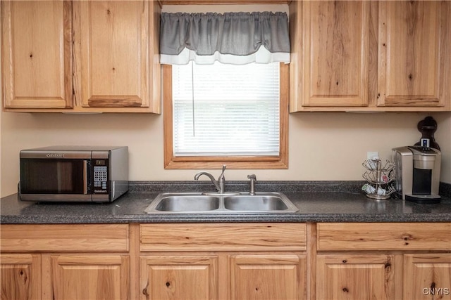 421 Spruce St, Utica, NY 13502 - photo 14