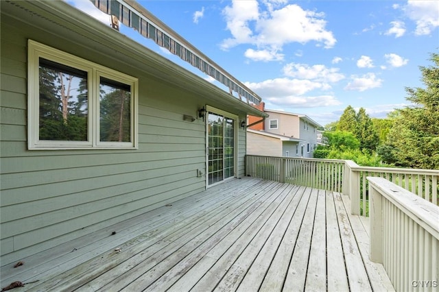 112 Elmcrest Cir, Salina, NY 13090 - view of wooden terrace