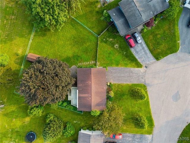 112 Elmcrest Cir, Salina, NY 13090 - drone / aerial view