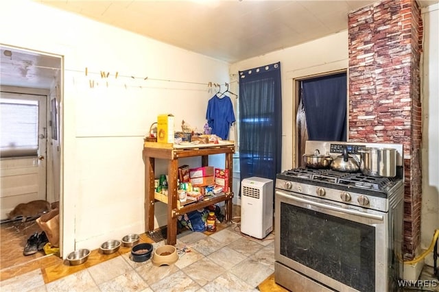 110 10th St, Buffalo, NY 14201 - kitchen with gas stove