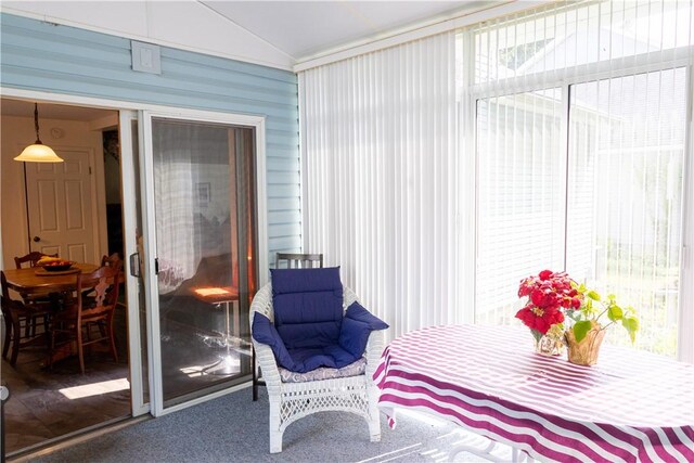 179 Kentucky Xing, Greece, NY 14612 - sunroom / solarium with lofted ceiling