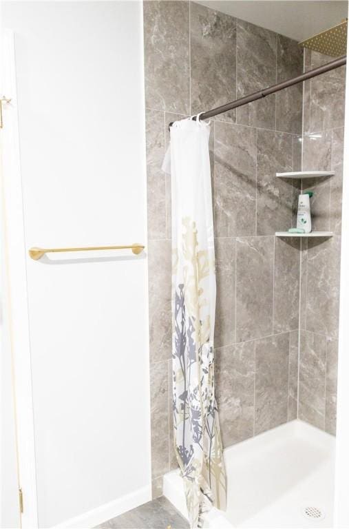 179 Kentucky Xing, Greece, NY 14612 - bathroom with a stall shower