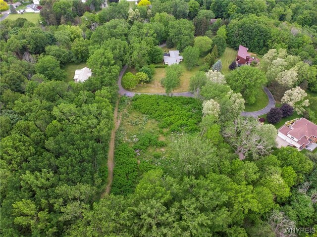 1020 N Circle Dr, Lockport-Town, NY 14094 - photo 10
