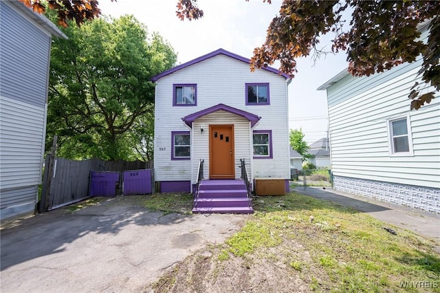 965 Walden Ave, Buffalo, NY 14211 - view of traditional-style house