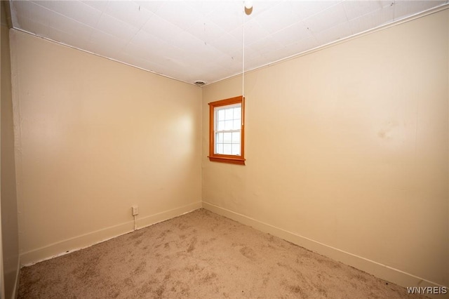 965 Walden Ave, Buffalo, NY 14211 - unfurnished room featuring carpet floors and baseboards