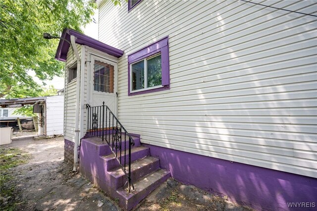 965 Walden Ave, Buffalo, NY 14211 - view of side of property