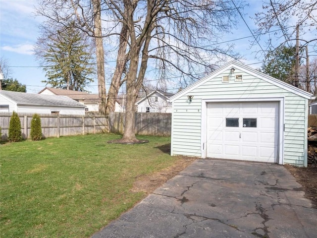 257 Longridge Ave, Greece, NY 14616 - detached garage with asphalt driveway