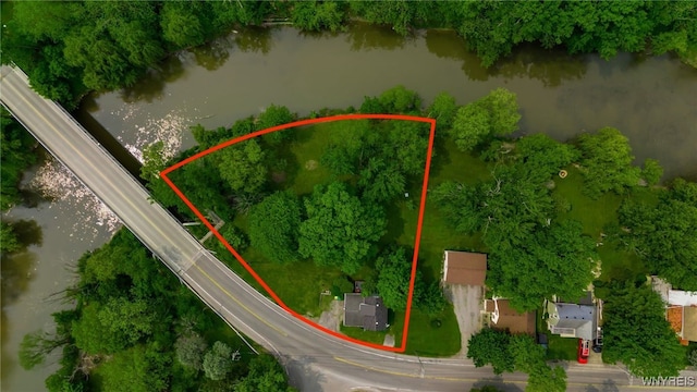 7228 Rapids Rd, Lockport-Town, NY 14094 - aerial view of property and surrounding area featuring a nearby body of water and property boundaries highlighted
