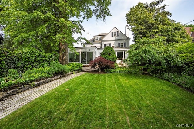 88 Middlesex Rd, Buffalo, NY 14216 - back of house featuring a yard