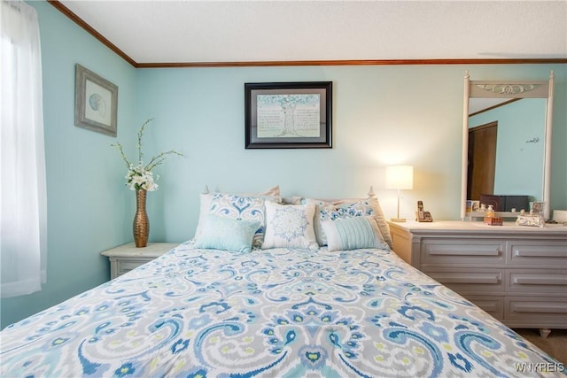 1 Woodstream Dr, Lancaster, NY 14086 - bedroom featuring ornamental molding