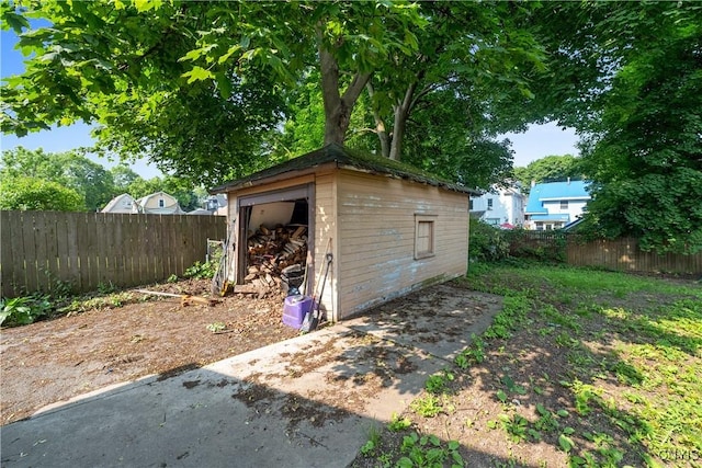 172 Nichols Ave, Syracuse, NY 13206 - view of shed featuring a fenced backyard