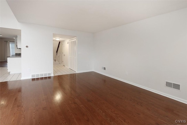 442 Summerhaven Dr N, Manlius, NY 13057 - spare room featuring light wood finished floors and baseboards