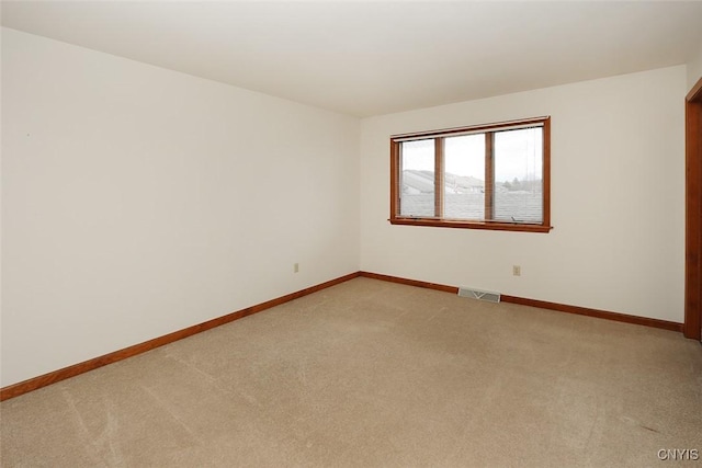 442 Summerhaven Dr N, Manlius, NY 13057 - unfurnished room featuring light colored carpet and baseboards