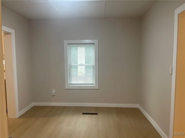 530 Lenox Ave, Oneida, NY 13421 - unfurnished room with light wood-style flooring and baseboards