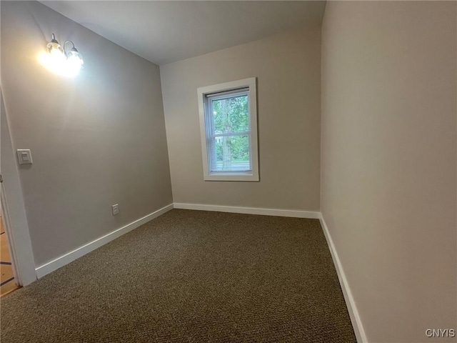 530 Lenox Ave, Oneida, NY 13421 - carpeted spare room with baseboards