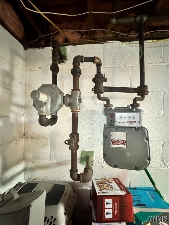 104 Lansdale Rd, Dewitt, NY 13057 - basement view of gas meter