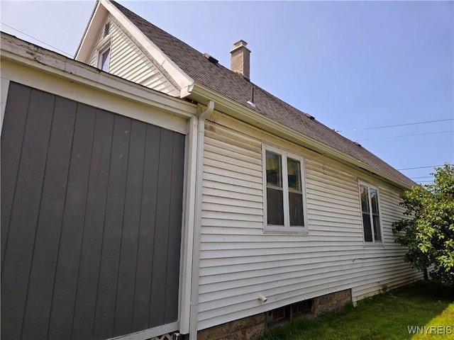 465 Willett St, Buffalo, NY 14206 - view of property exterior featuring a chimney and a shingled roof