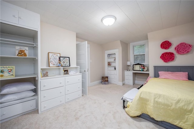 40 Washington Rd, Pittsford, NY 14534 - bedroom with light colored carpet and baseboards