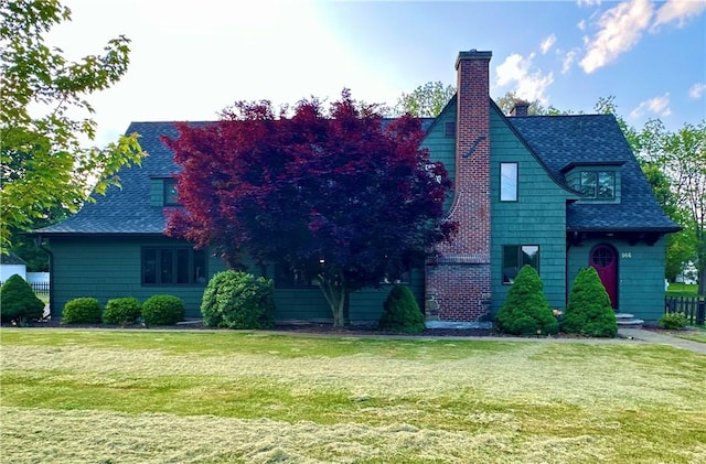 966 W Church St, Elmira, NY 14905 - view of front of house featuring a chimney, a front lawn, and roof with shingles