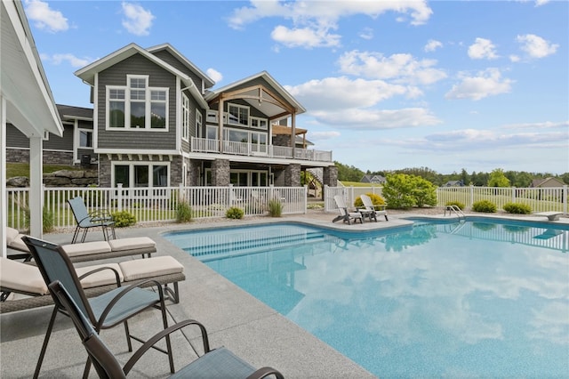 1915 Factors Walk, West Bloomfield, NY 14475 - view of swimming pool featuring a patio and a diving board