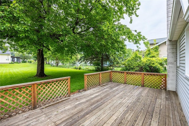 223 S Ave, Parma, NY 14468 - deck with a yard