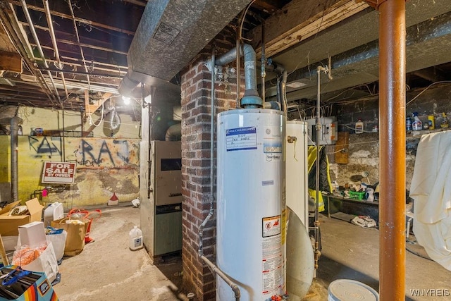 2238 Independence Ave, Niagara Falls, NY 14301 - utilities featuring water heater