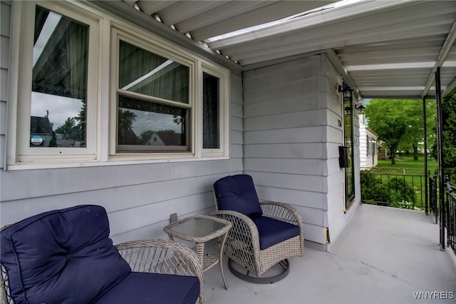 126 Midland Dr, Cheektowaga, NY 14225 - view of porch