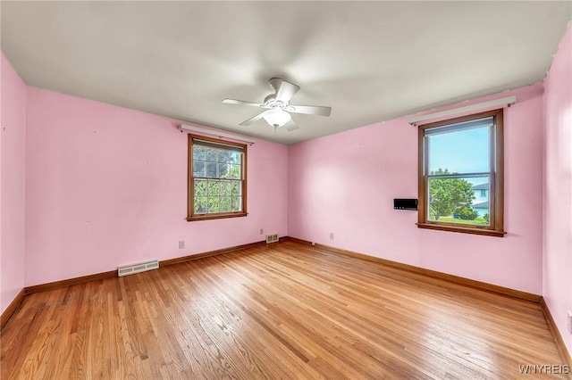 27 Lynn Lea St, Amherst, NY 14221 - spare room with light wood-type flooring, baseboards, and ceiling fan