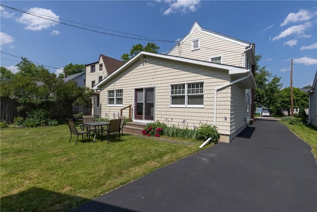 39 Sunnyside Dr, Elmira, NY 14905 - view of front of property with driveway and entry steps