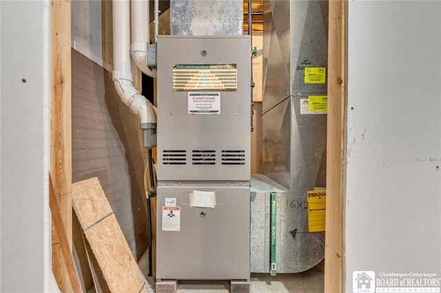 7080 Goodrich Rd, Clarence, NY 14032 - utilities featuring heating unit