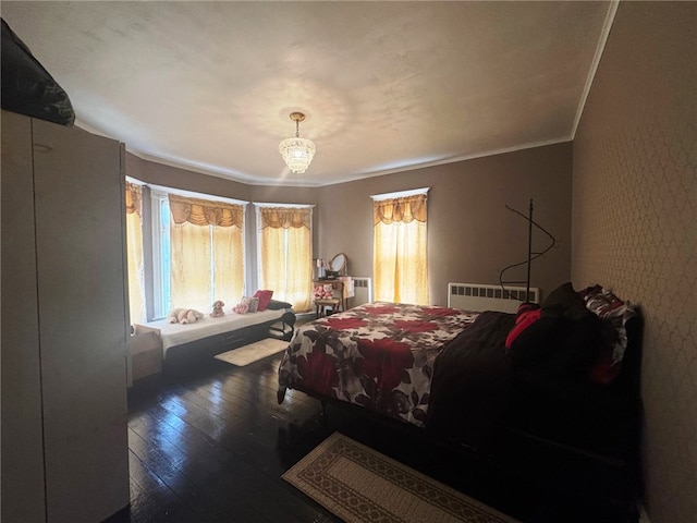 14 Park St, Bradford-City, PA 16701 - bedroom featuring radiator heating unit, hardwood / wood-style flooring, and ornamental molding