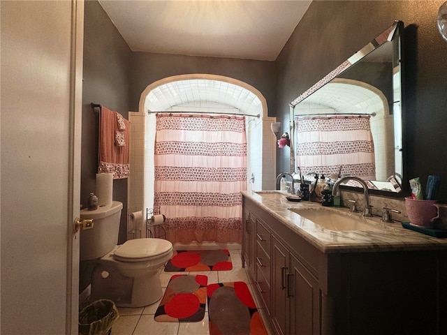 14 Park St, Bradford-City, PA 16701 - full bathroom featuring tile patterned flooring, toilet, double vanity, and a shower with curtain