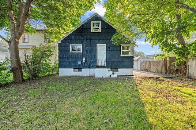 124 Aurora St, Rochester, NY 14621 - rear view of property featuring entry steps