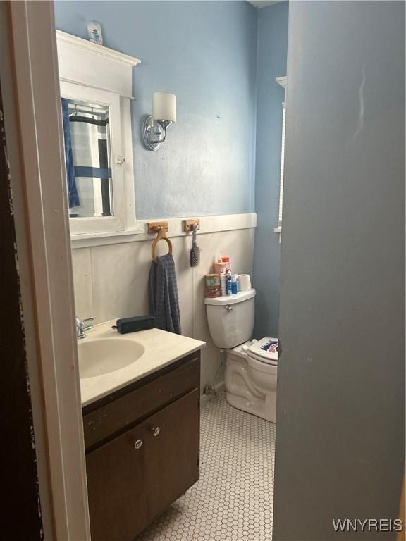 89 Rutland St, Buffalo, NY 14220 - bathroom featuring vanity and toilet