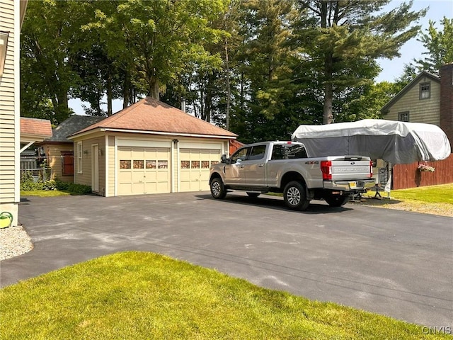 700 Elm St, Rome-Inside, NY 13440 - view of detached garage