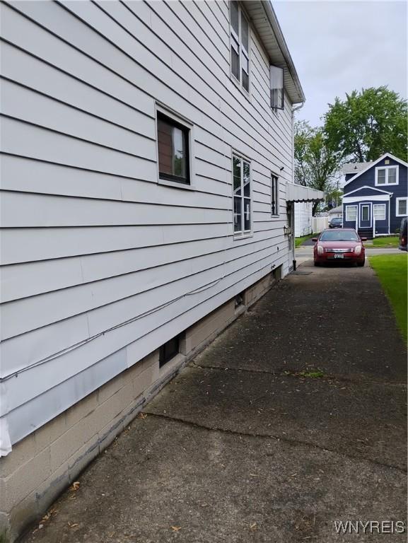 72 Nicholson St, Buffalo, NY 14214 - view of home's exterior