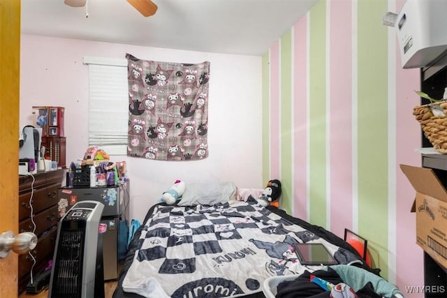 596 Longmeadow Rd, Amherst, NY 14226 - bedroom with ceiling fan