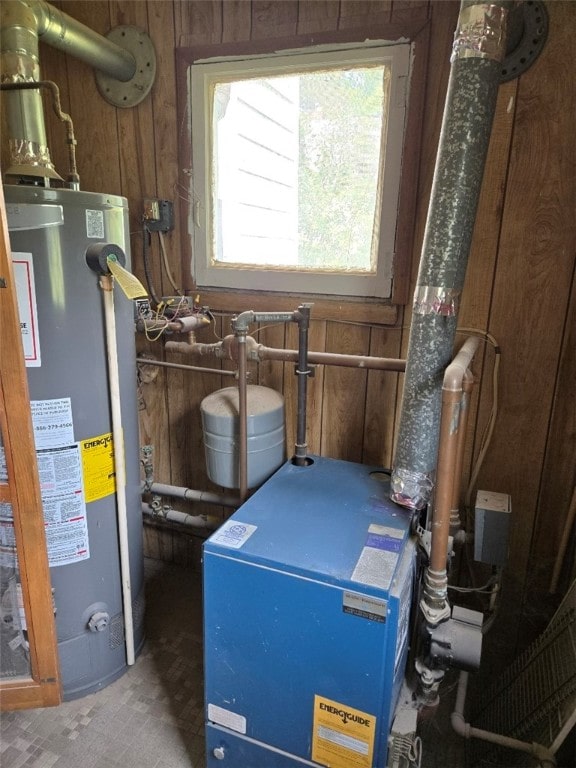 30 Park Ave, Eldred, PA 16731 - utility room featuring gas water heater and a heating unit