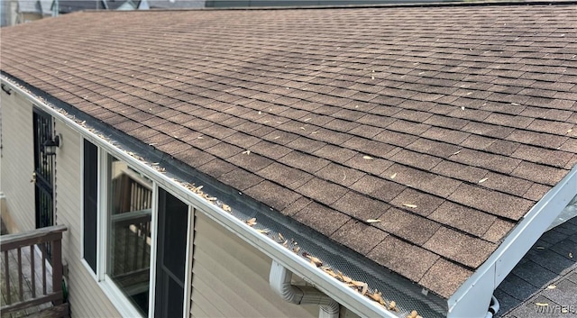 272 Dewitt St, Buffalo, NY 14213 - exterior view of roof with shingles