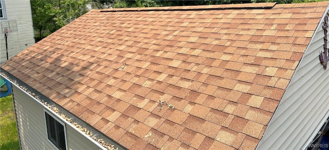 272 Dewitt St, Buffalo, NY 14213 - exterior view of roof with shingles