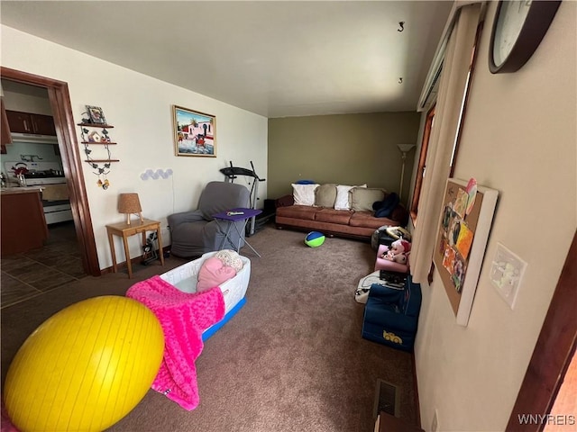 272 Dewitt St, Buffalo, NY 14213 - playroom featuring carpet flooring