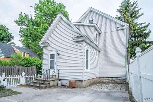 312 W Woodruff St, Watertown City, NY 13601 - photo 8