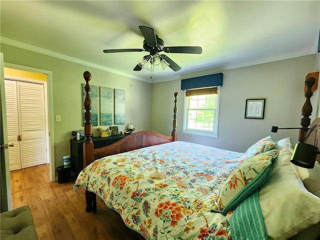 1305 Wyncoop Creek Rd, Chemung, NY 14825 - bedroom featuring hardwood / wood-style floors, crown molding, and ceiling fan