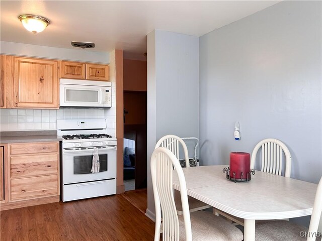 200 E Dale St, Salina, NY 13206 - photo 4