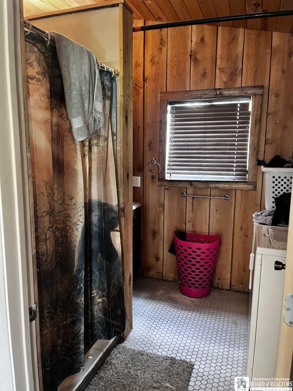 1727 Rte 426, French Creek, NY 14724 - stable with independent washer and dryer