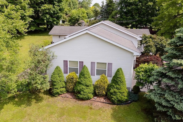 26 Prospect St, Delhi, NY 13753 - view of side of property with a lawn