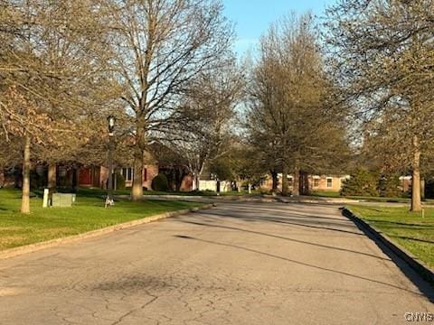 105 Birchwood Cir, Rome, NY 13440 - photo 3