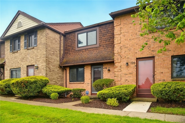 116 Surrey Hill Way, Henrietta, NY 14623 - view of front of property with brick siding
