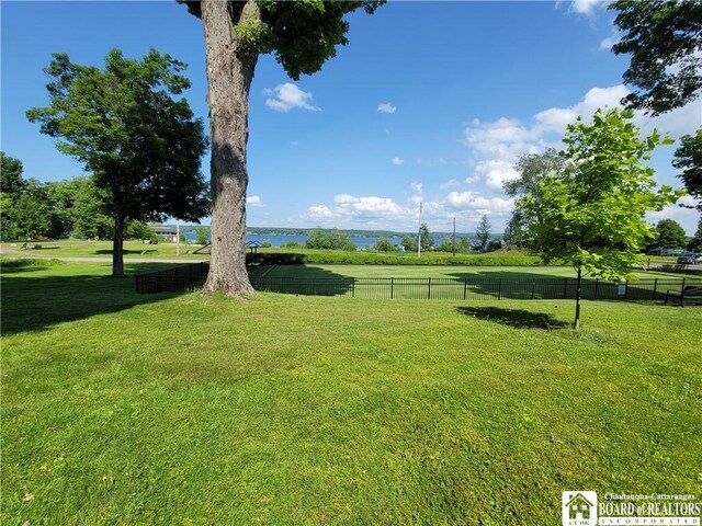 35 Miller Park, Chautauqua, NY 14722 - view of yard
